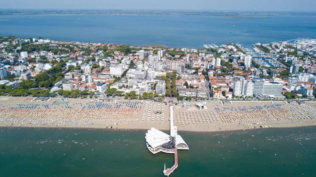 Summer Villas Lignano Sabbiadoro Eksteriør billede